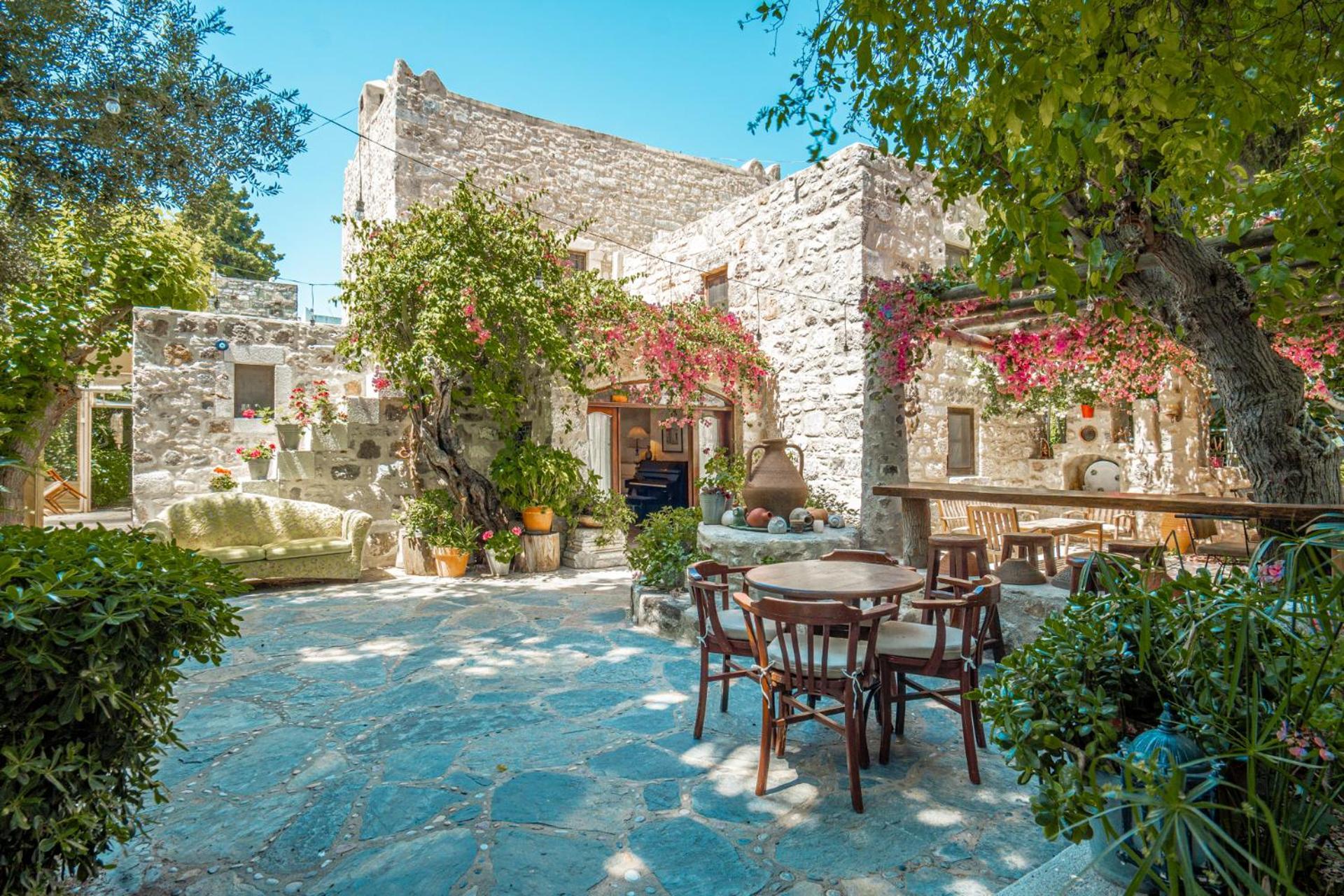 Ha La Bodrum Bed & Breakfast Exterior photo